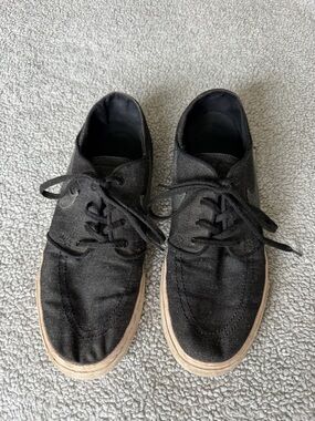 Nike Dark gray and black skate shoes